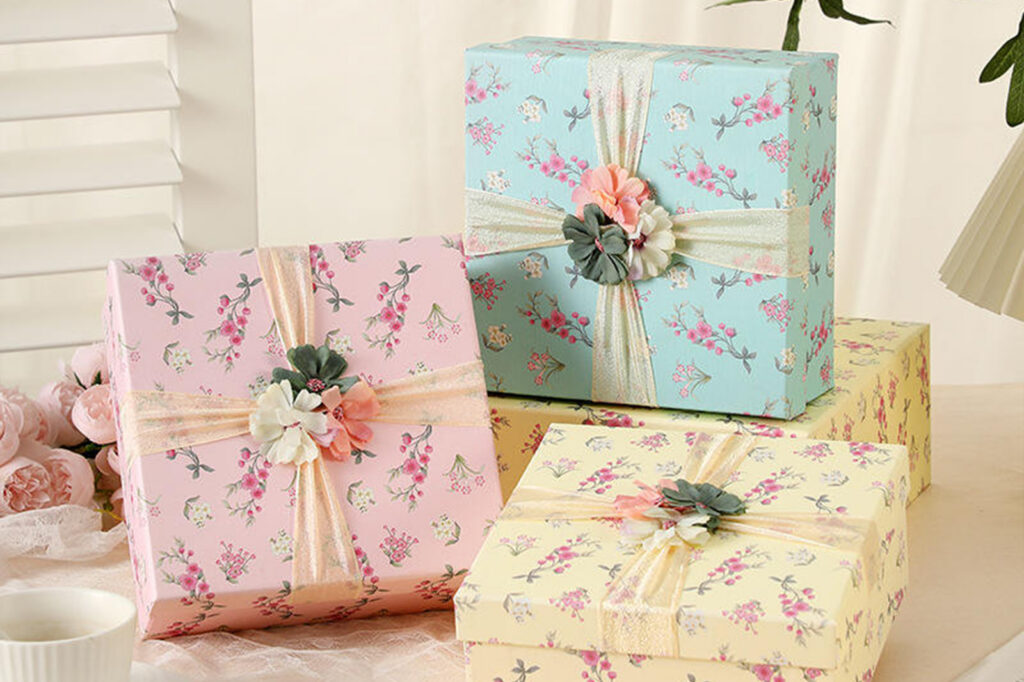 Caixa de presente com produtos de beleza